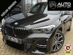 BMW X1 - xDrive25e | PANO | 19" | HUD | H&K | 1ste Eigenaar | LED | FULL OPTION | Dealer Onderhoude