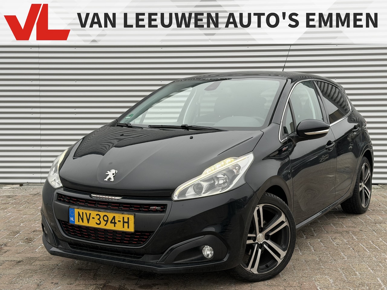 Peugeot 208 - 1.2 PureTech GT-line | Nieuw Binnen! | Automaat | Carplay | Camera | - AutoWereld.nl