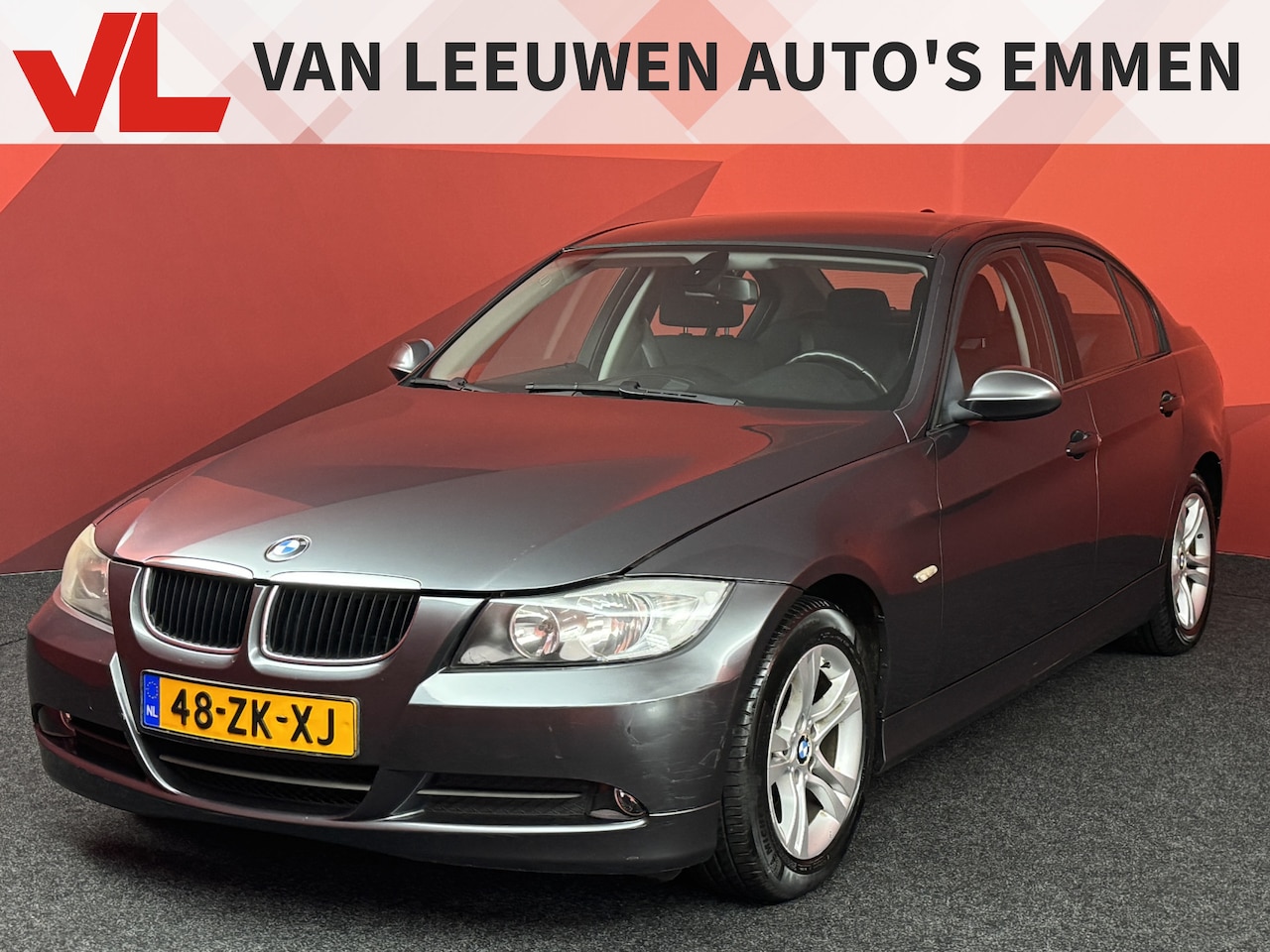 BMW 3-serie - 320i Business Line | Automaat | Navigatie | Cruise Control | Boekjes + 2 sleutels | - AutoWereld.nl