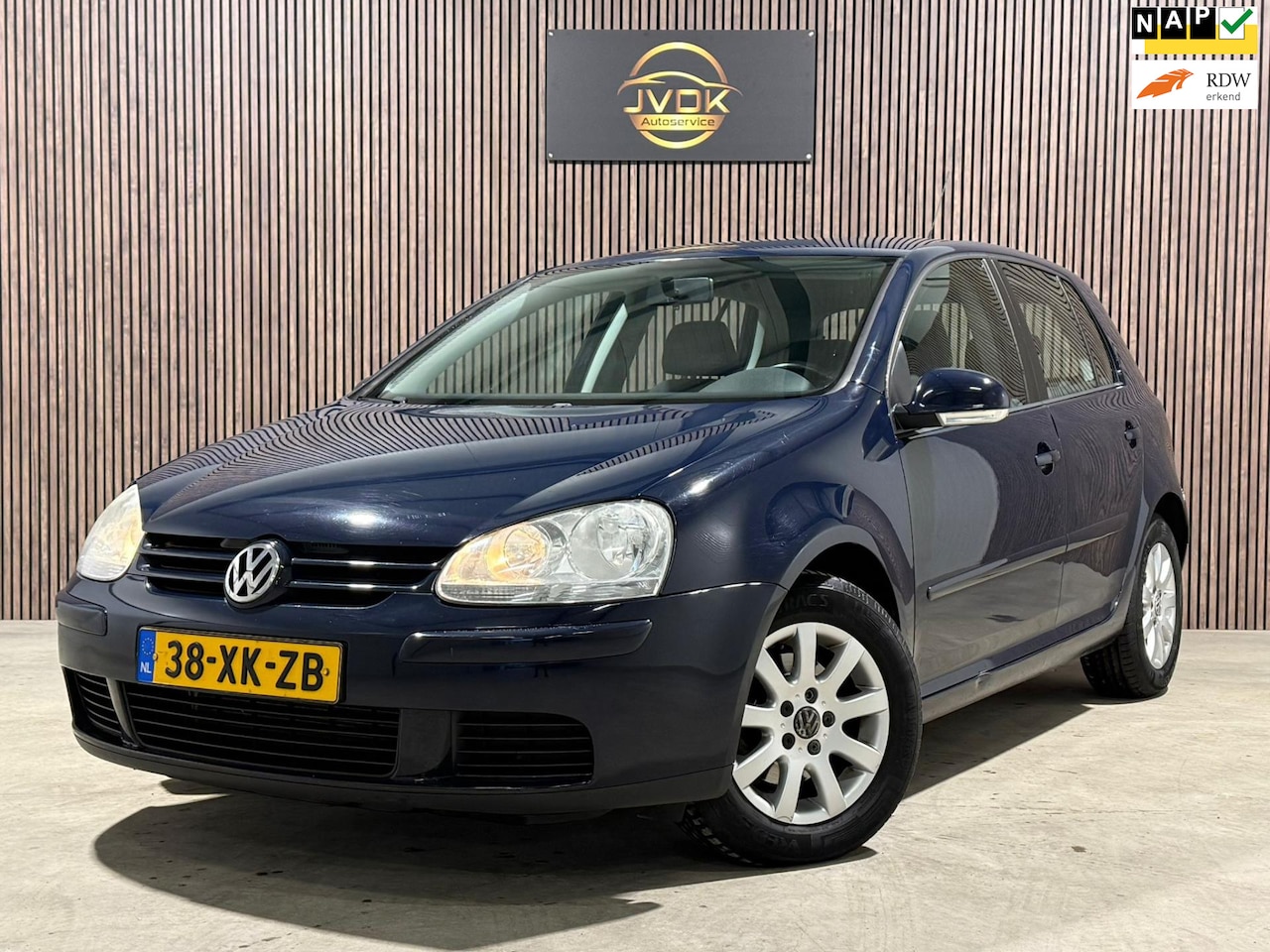 Volkswagen Golf - 1.4 Optive 4 1.4 Optive 4, Nap, Airco, 1Ste eig, New APK - AutoWereld.nl