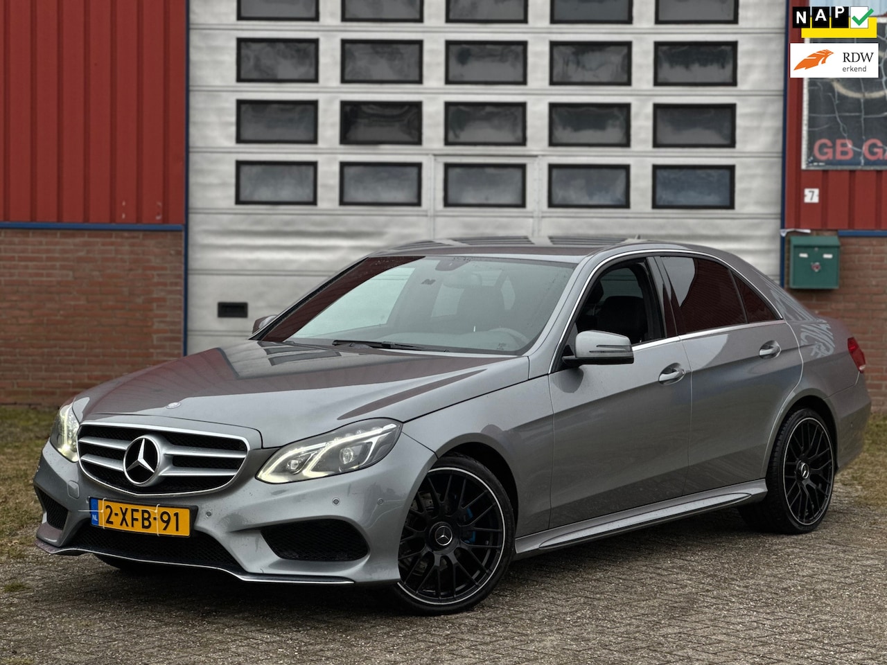 Mercedes-Benz E-klasse - 300 BlueTEC HYBRID Edition Sport AMG Grijs - AutoWereld.nl