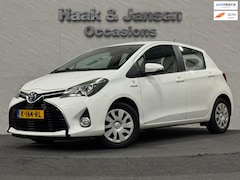 Toyota Yaris - 1.5 Hybrid Comfort Airco Achteruitrijcamera Keyless