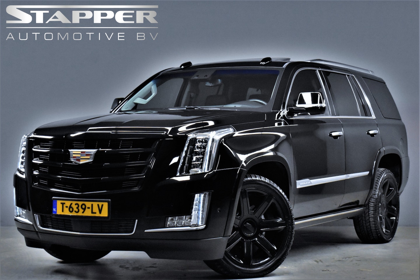 Cadillac Escalade - 6.2 V8 426pk Premium 7-Pers Schuifdak/Trekhaak/Bose/Led/Leer/HUD/Carplay/Keyless/Cameras - AutoWereld.nl