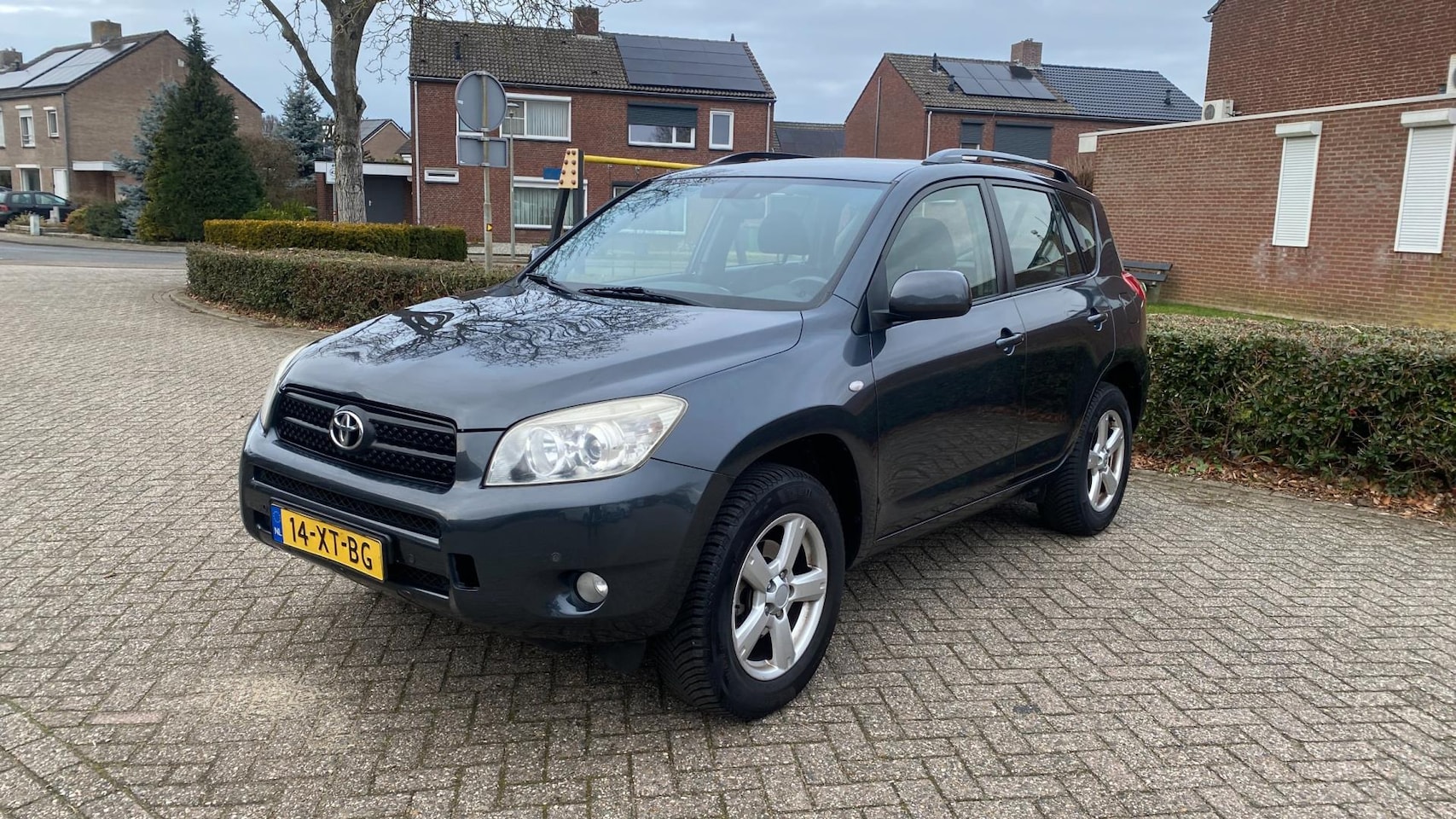 Toyota RAV4 - 2.0 VVTi Linea Sol 2.0 VVTi Linea Sol - AutoWereld.nl