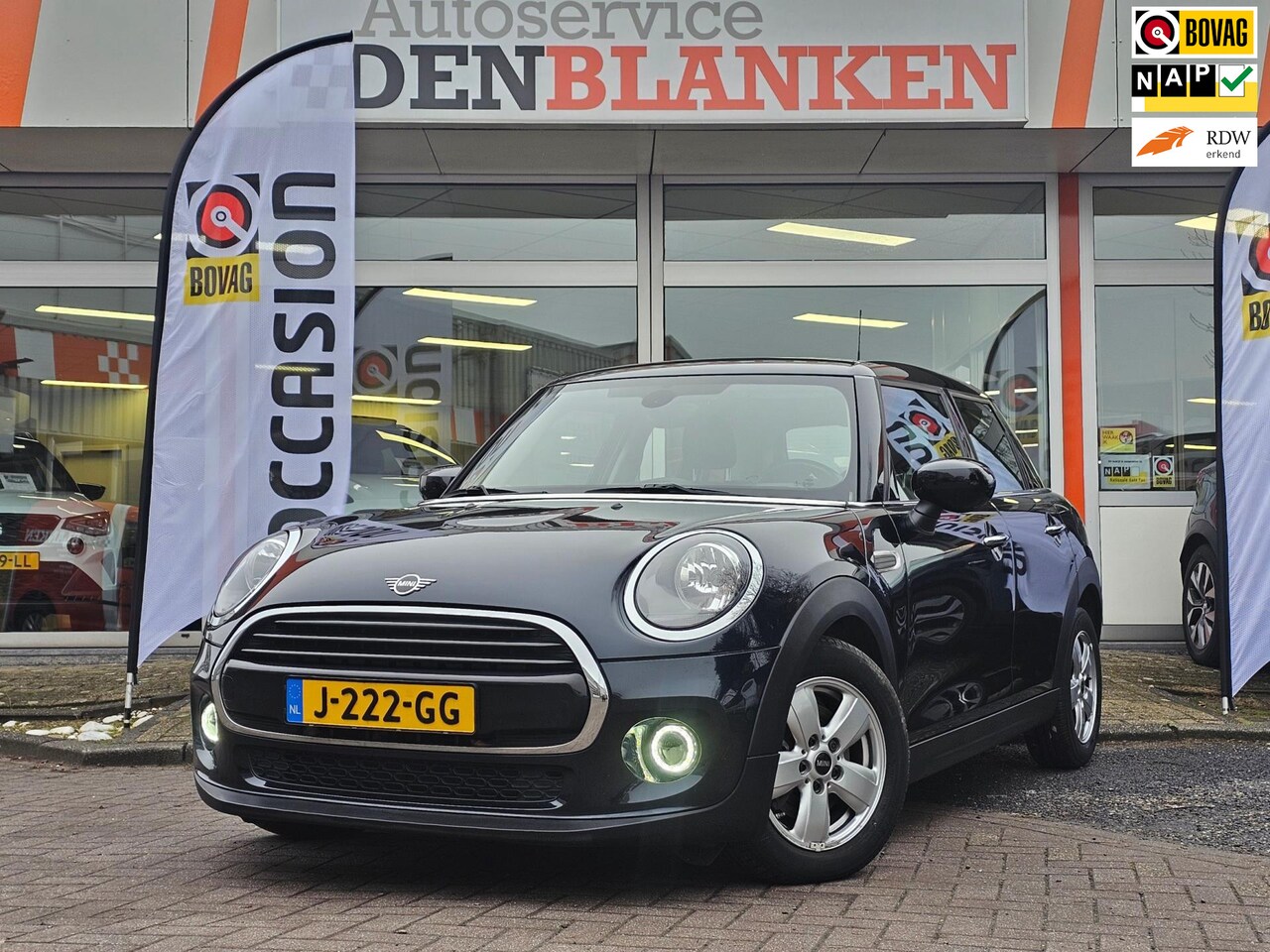 MINI Cooper - Mini 1.5 Bns Edition 5drs Automaat BJ.2020 / Navi / DigiDashb / Carplay / Sportstuur / Lmv - AutoWereld.nl
