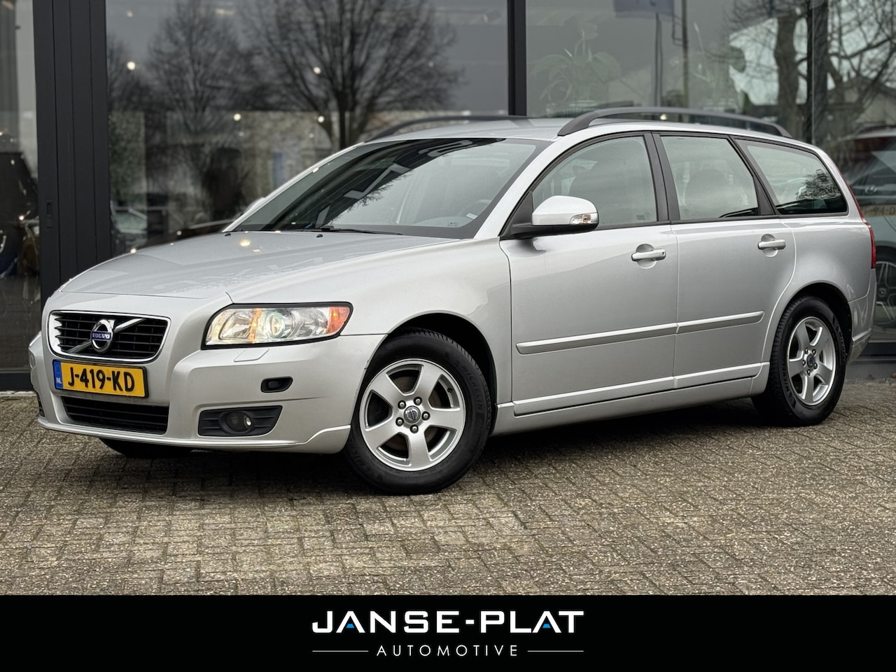 Volvo V50 - 2.0F Trekhaak | Stoelverwarming | Complete Historie - AutoWereld.nl