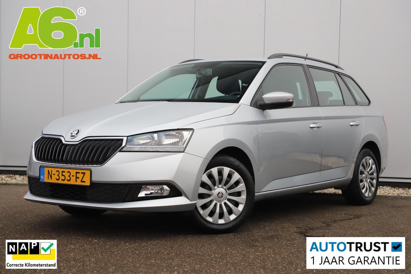 Skoda Fabia Combi - 1.0 TSI Ambition 95PK Trekhaak Navigatie Carplay Android Airco Cruise Control Parkeersenso - AutoWereld.nl