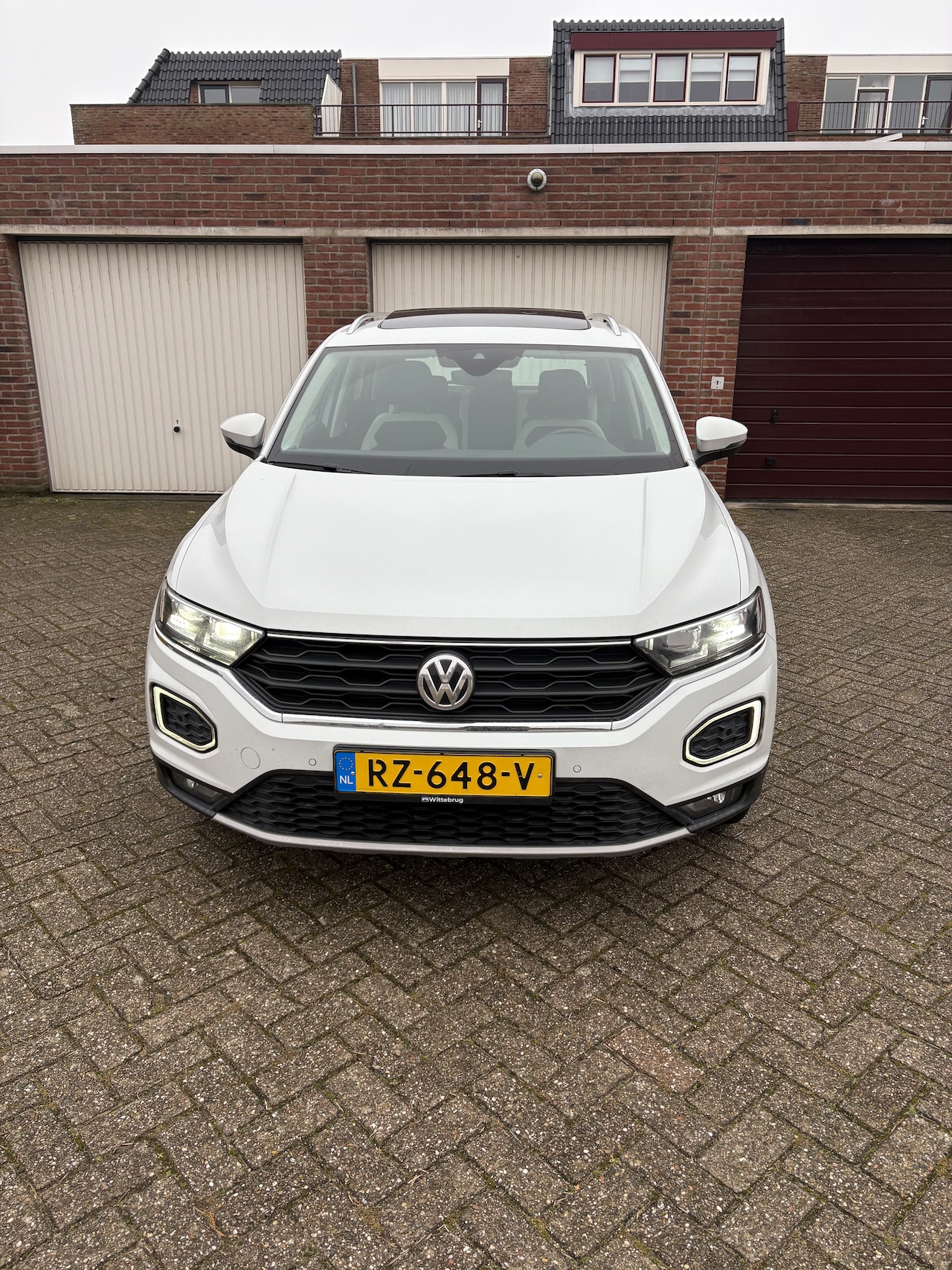 Volkswagen T-Roc - 2.0 TSI 4Motion Sport - AutoWereld.nl