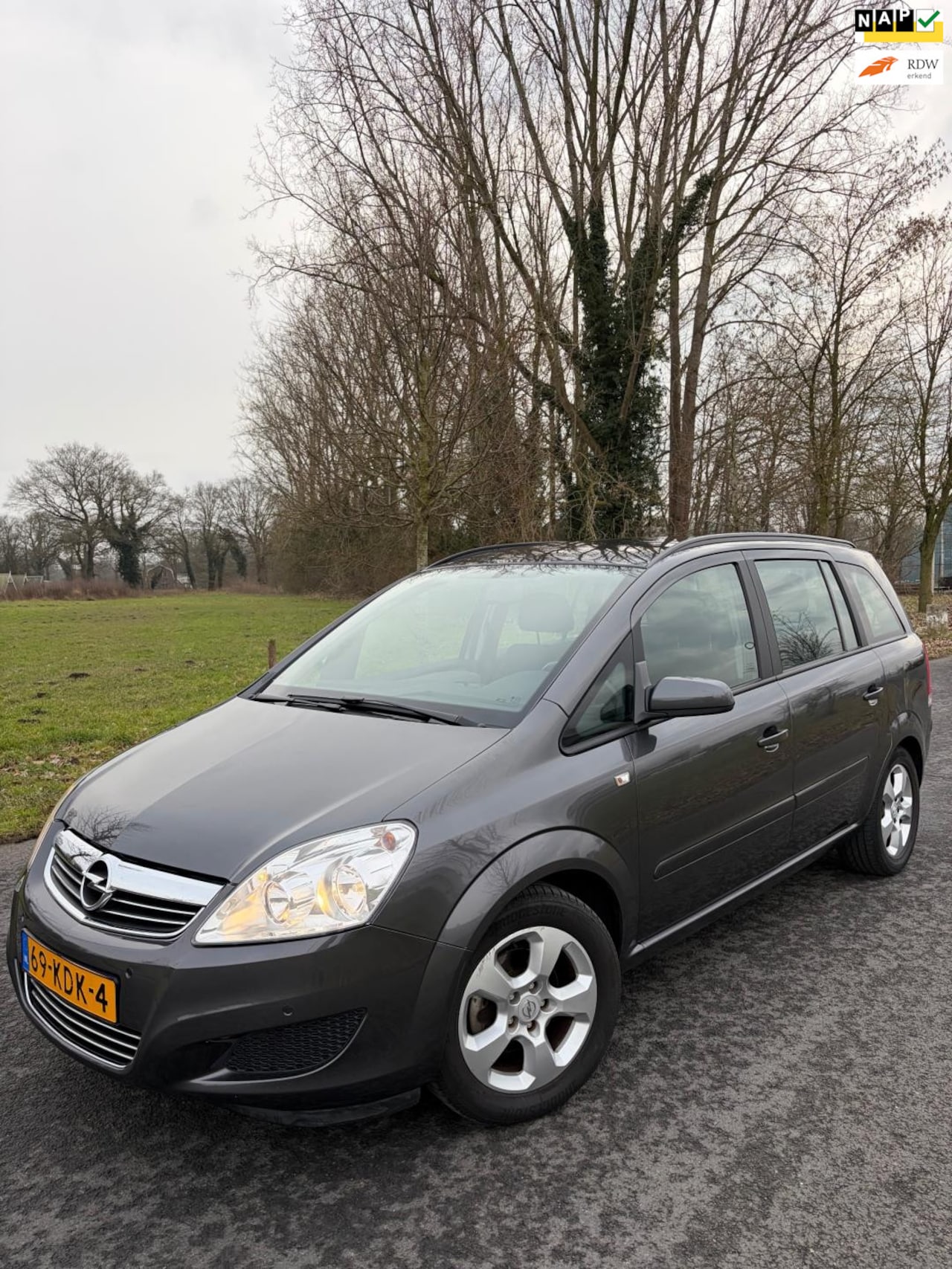 Opel Zafira - 1.8 Selection NAP, 1ste eigenaar, 7pers - AutoWereld.nl