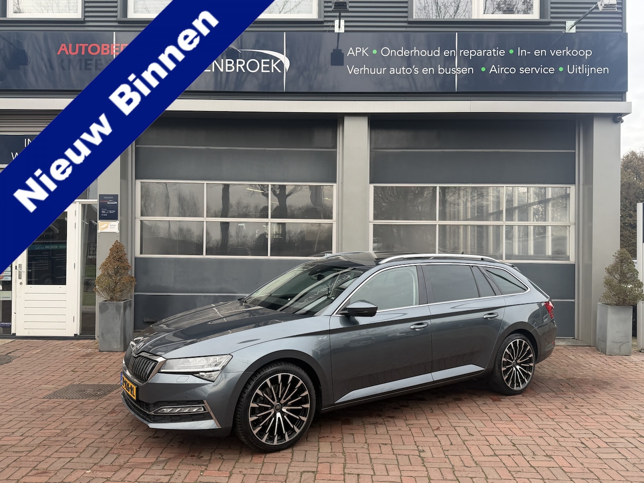 Skoda Superb Combi - 1.4 TSI iV Business Edition Plus 245pk Hybride 2020 Navi,19inch,Leer,Panodak,Camera Vol op - AutoWereld.nl