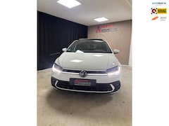 Volkswagen Polo - R-Line-Edition 1.0 70 kW / 95 pk TSI/Panorama dak / LED Matrix / Navigatie Digital cockpit