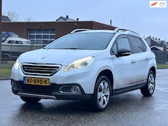 Peugeot 2008 - 1.2 PureTech Allure Navigatie*Cruise*Clima*Trekhaak*Parkeersensoren*LM velgen