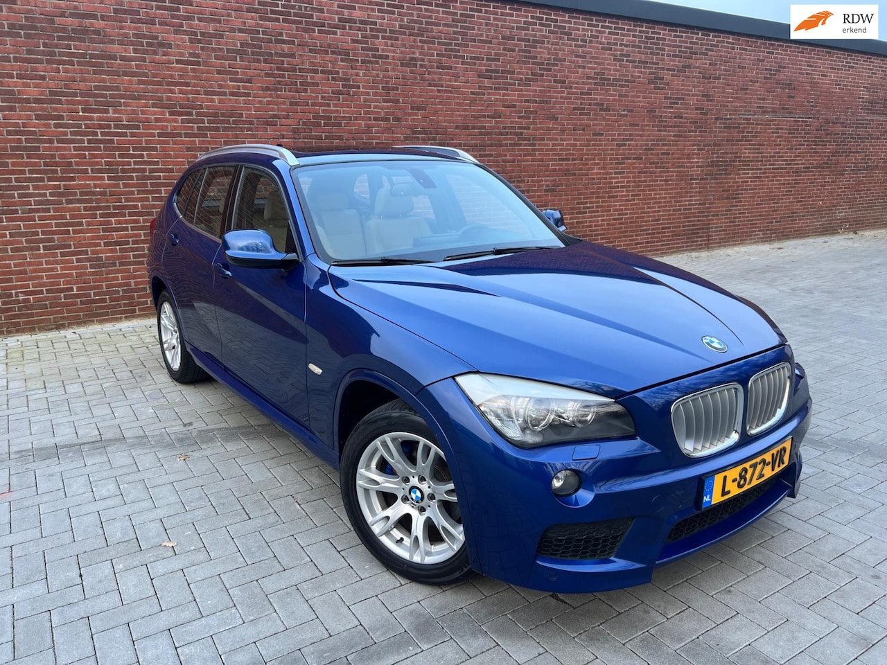 BMW X1 - XDrive20i Business M SPORT 1STE EIGENAAR CARPLAY TREKHAAK - AutoWereld.nl