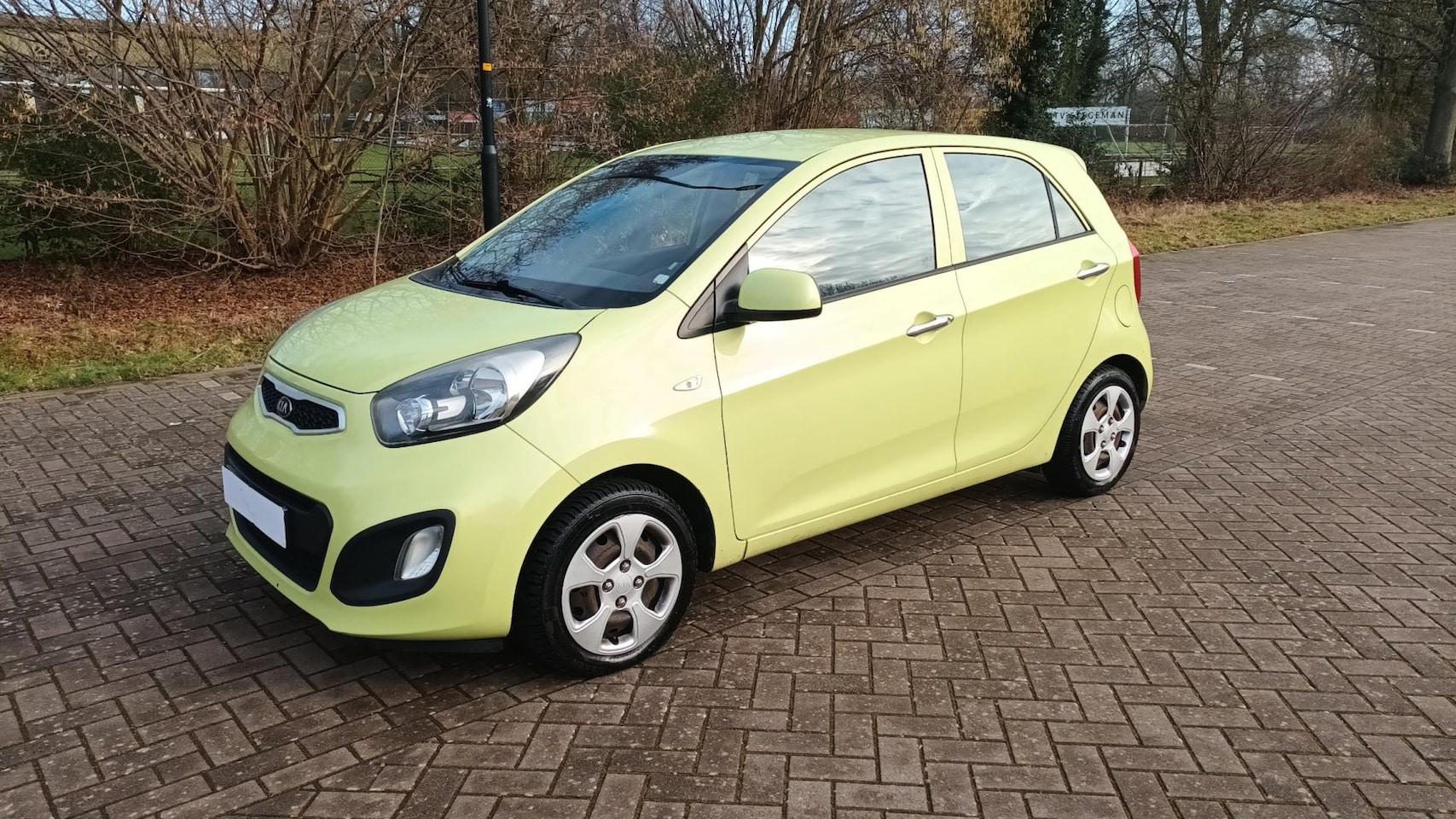 Kia Picanto - 1.0 Airco / Elek pakket - AutoWereld.nl