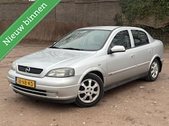 Opel Astra - 1.6-16V Njoy