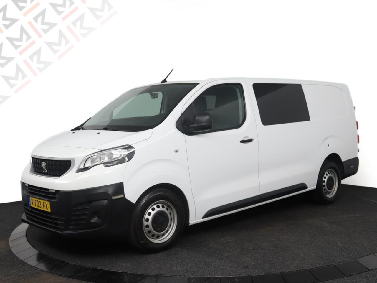 Peugeot Expert - 231L 2.0 BlueHDI 120 EURO6 DC Pro|Dubbel cabine|Trekhaak - AutoWereld.nl
