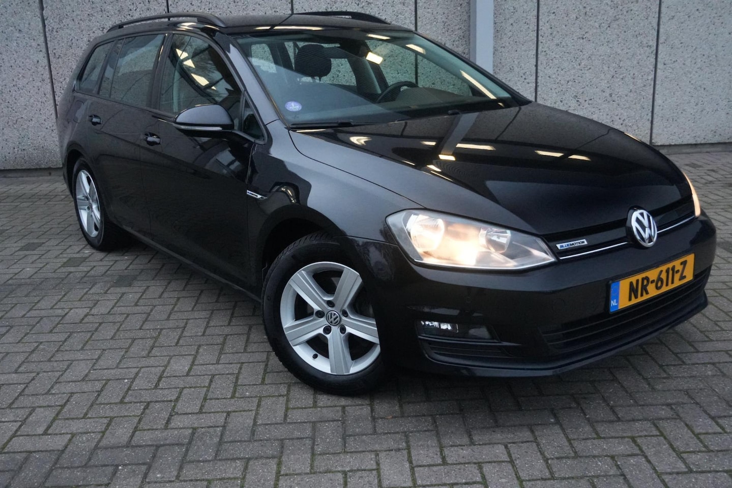 Volkswagen Golf Variant - Automaat,Camera 4x Michelin All seasons, Trekhaak Navi Clima Cruise control, leer, Luxe ui - AutoWereld.nl