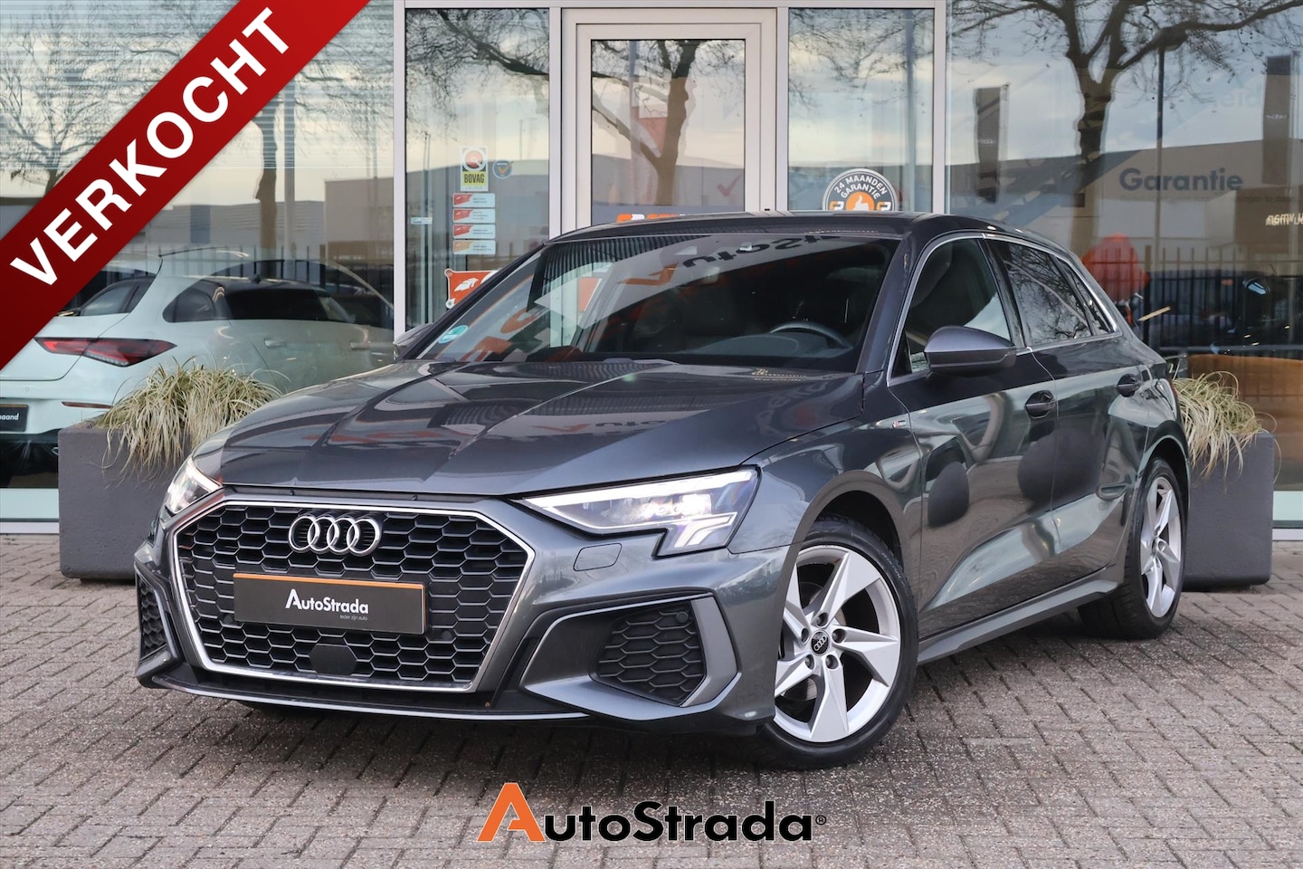 Audi A3 Sportback - 30 S-Line TFSI 110pk | Camera | Adaptive | Climate | Virtual | Navigatie | Carplay | LED - AutoWereld.nl
