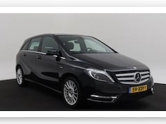 Mercedes-Benz B-klasse - 180 Org NL, NAP, Nieuwe APK, Trekhaak, Clima, Cruise, Airco, Weinig km,