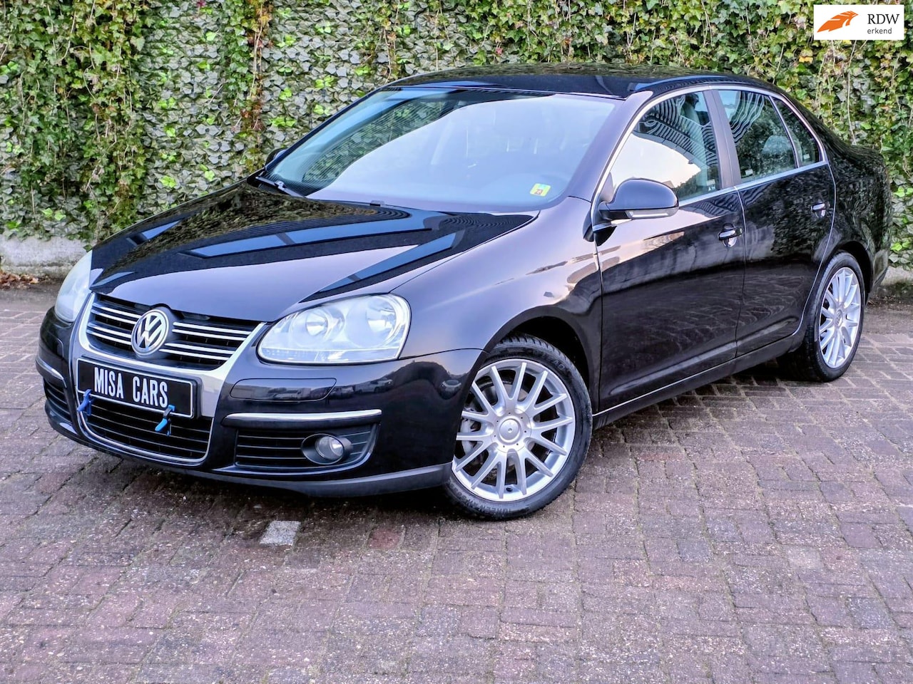 Volkswagen Jetta - 1.4 TSI Comfortline Clima Cruise Navi Trekhaak LM Velgen - AutoWereld.nl
