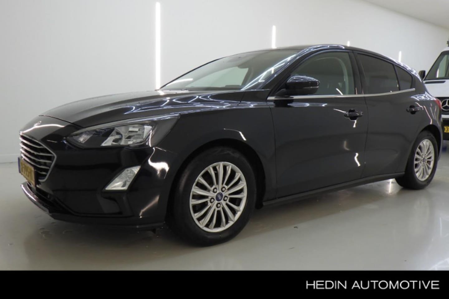 Ford Focus - 1.0 EcoBoost Titanium Business | Winter Pack | - AutoWereld.nl