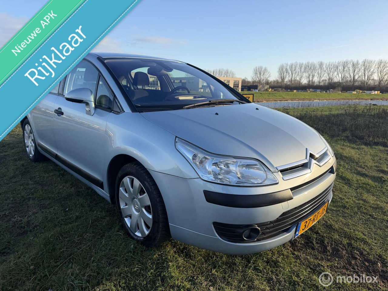 Citroën C4 - 1.4-16V Ligne Prestige 1.4-16V Ligne Prestige - AutoWereld.nl