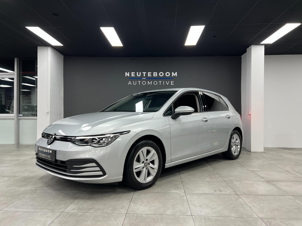 Volkswagen Golf - 1.5 eTSI Lane Assist|Camera| Carplay|Cruise| - AutoWereld.nl