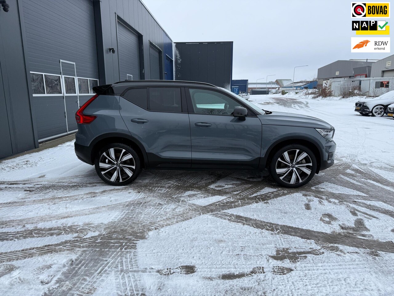 Volvo XC40 - Recharge P8 AWD R-Design Premium audio, camera - AutoWereld.nl