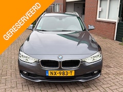 BMW 3-serie Touring - 318i Executive