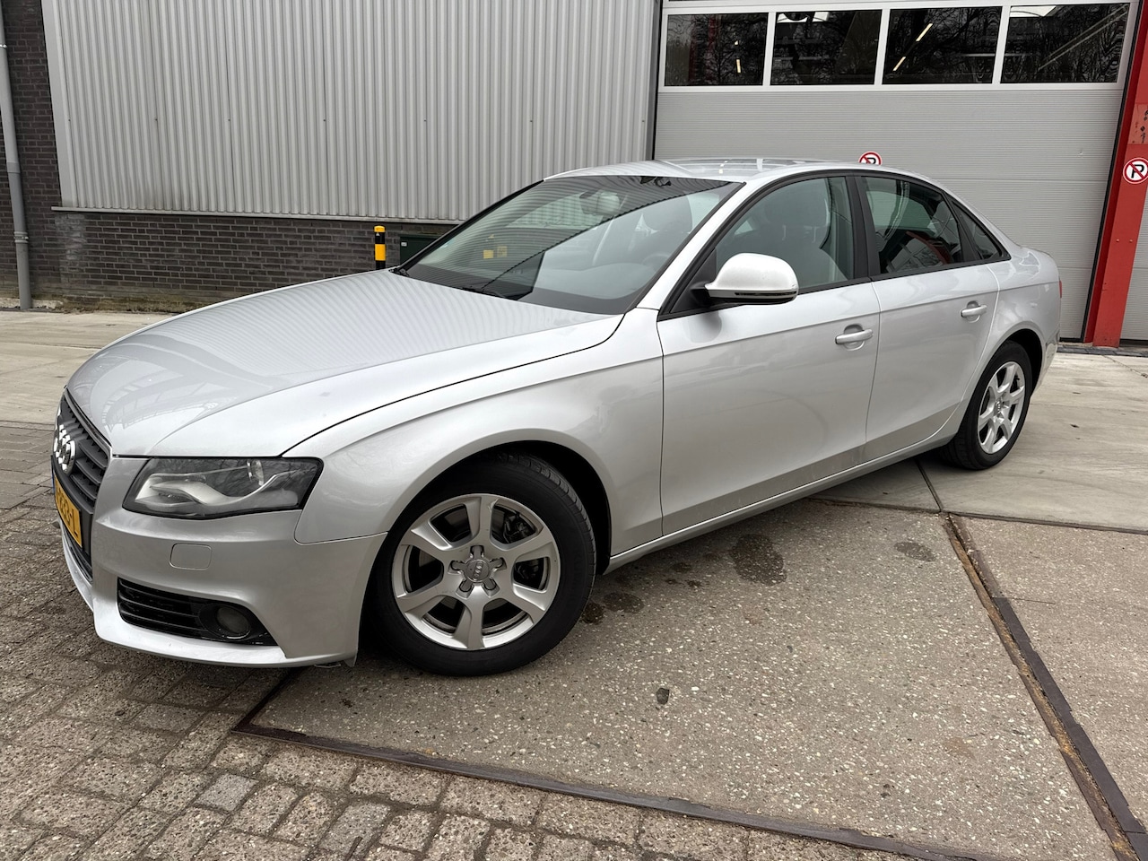 Audi A4 Limousine - 1.8 TFSI - AutoWereld.nl