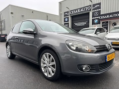 Volkswagen Golf - 1.4 TSI Highline / 110 DKM