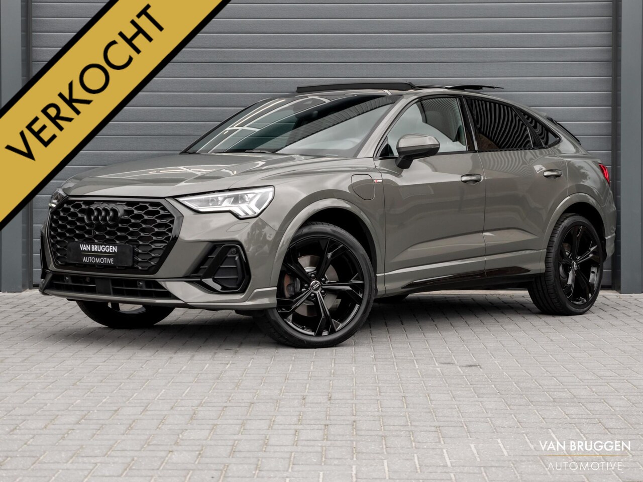 Audi Q3 Sportback - 45 TFSI E S-Line Pano Sfeer B&O Trekhaak Leer Keyless Chronos - AutoWereld.nl