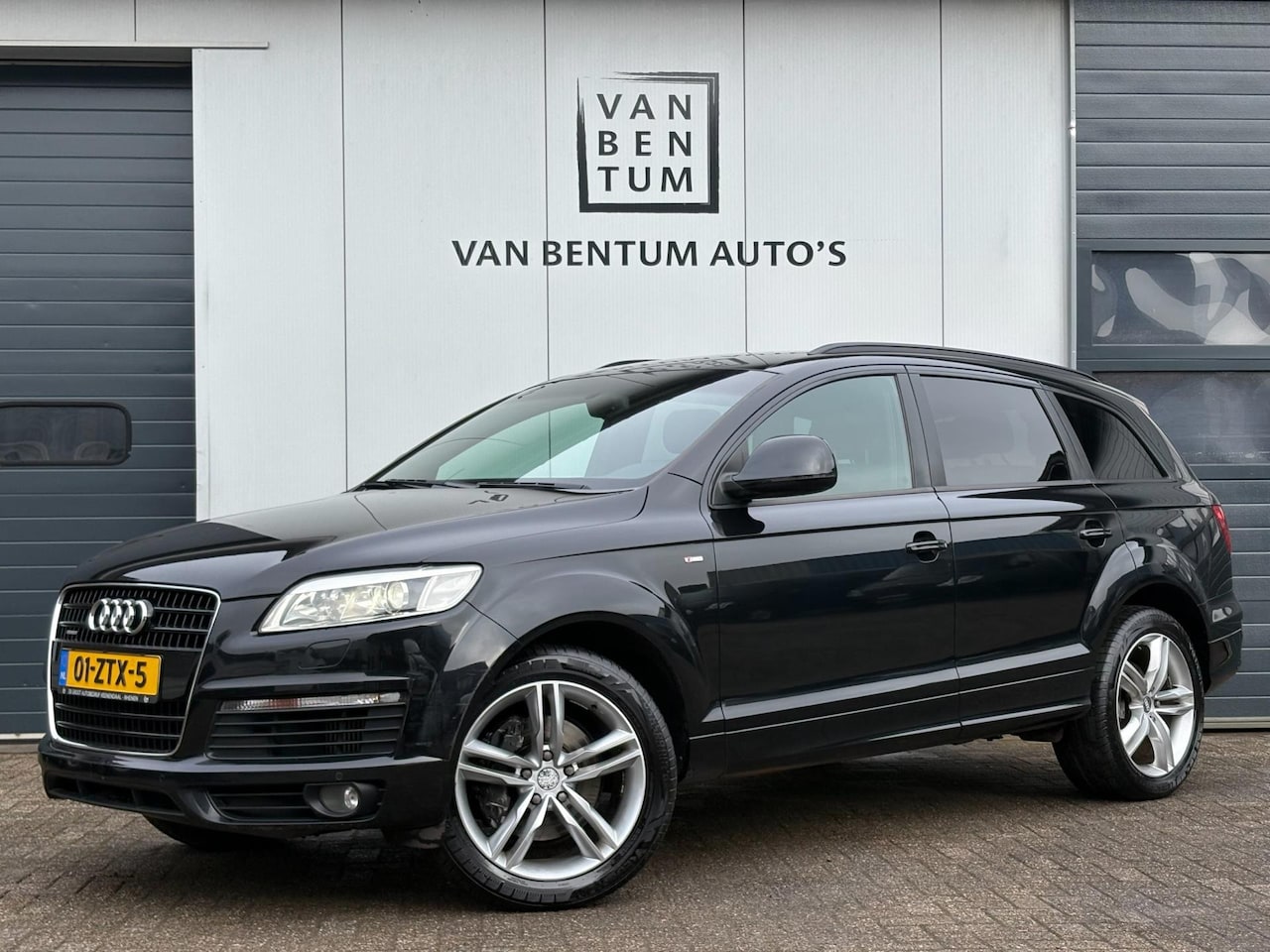 Audi Q7 - 3.0TDI 211pk Quattro S-Line 5+2 Luchtvering Navi Camera Xenon - AutoWereld.nl