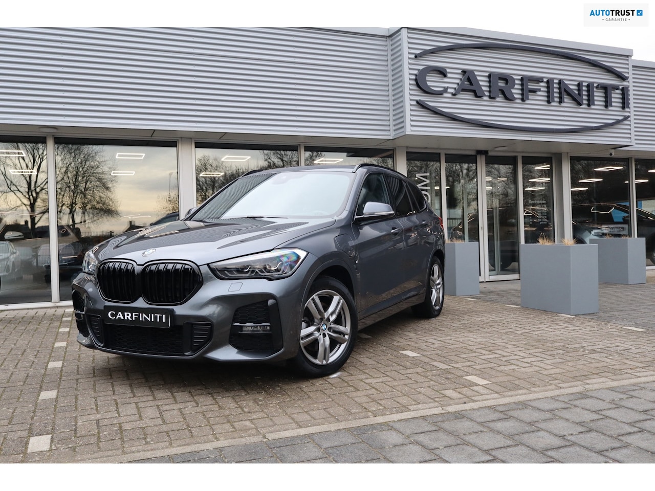 BMW X1 - XDrive25e M-Sport Automaat 220 Pk / Nav / Climate / Cruise / Led / Lichtmetaal. - AutoWereld.nl