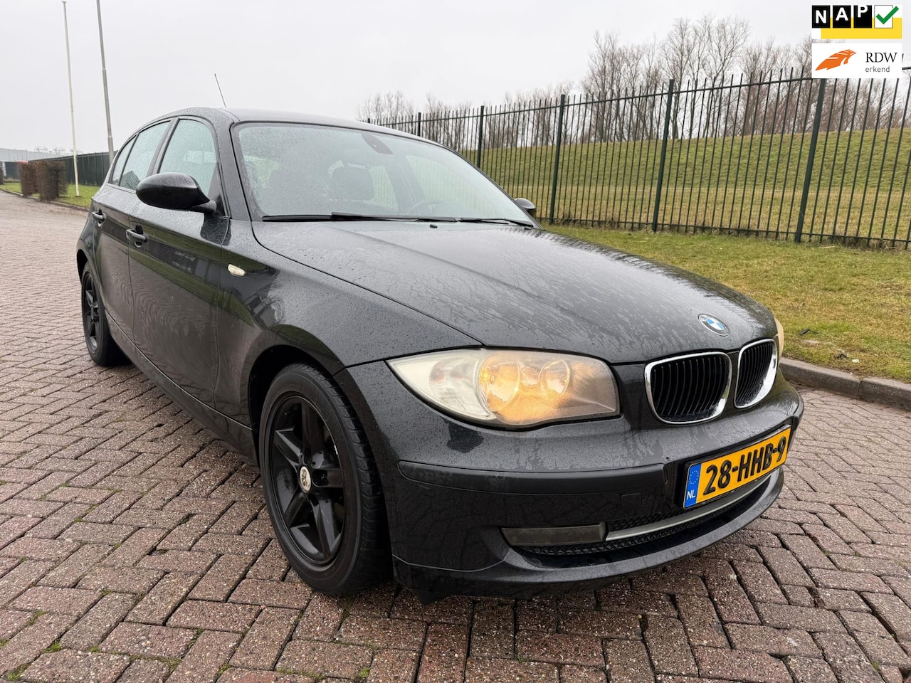 BMW 1-serie - 118i Business Line 118i Business Line - AutoWereld.nl