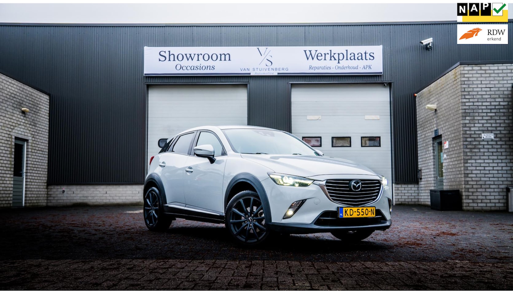 Mazda CX-3 - 2.0 SkyActiv-G 120 GT-M LEDER TREKHAAK CARPLAY CAMERA - AutoWereld.nl