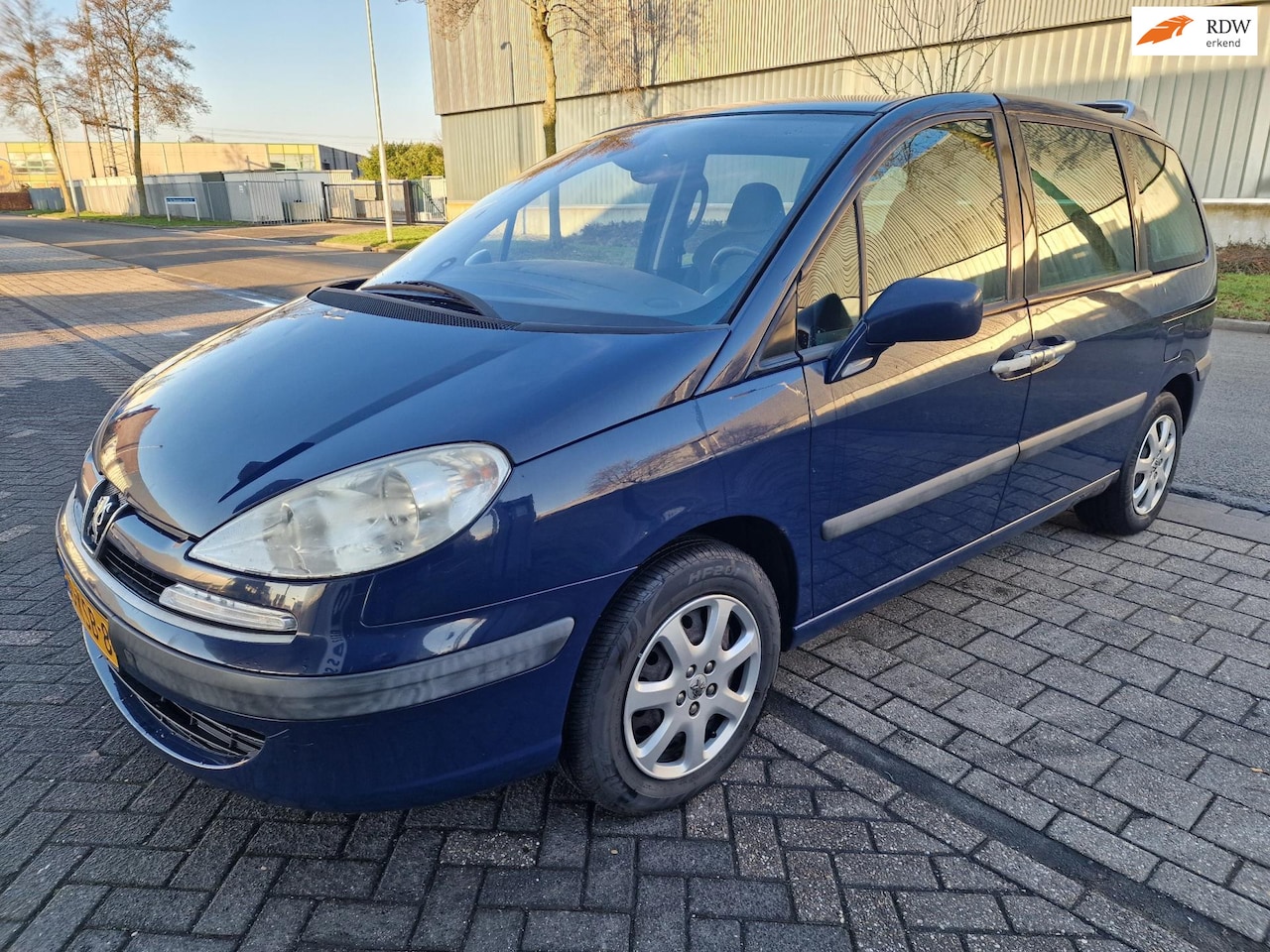 Peugeot 807 - 2.0 SR Premium 2.0 SR Premium, Apk, Nap, Goed rijdend, Inruil mogelijk. - AutoWereld.nl