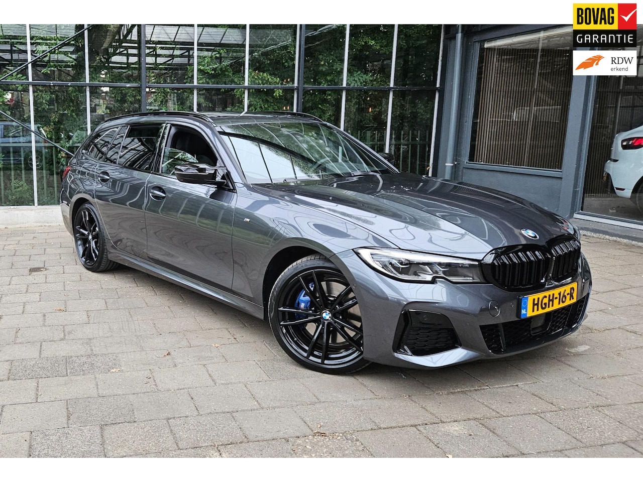 BMW 3-serie Touring - M340i xDrive High Executive / M-sport / 374PK / HUD / PANO / LASER / MEMORY - AutoWereld.nl