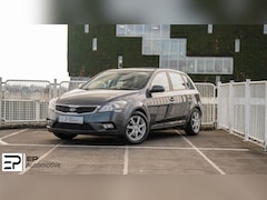 Kia Cee'd - 1.6|Camera|Trekhaak|Stoelverwarming|ParkeerSensor