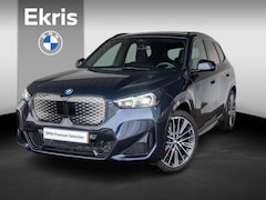 BMW iX1 - eDrive20 | M Sportpakket Pro | Travel Pack | Comfort Access | Harman-Kardon | Achteruitrij