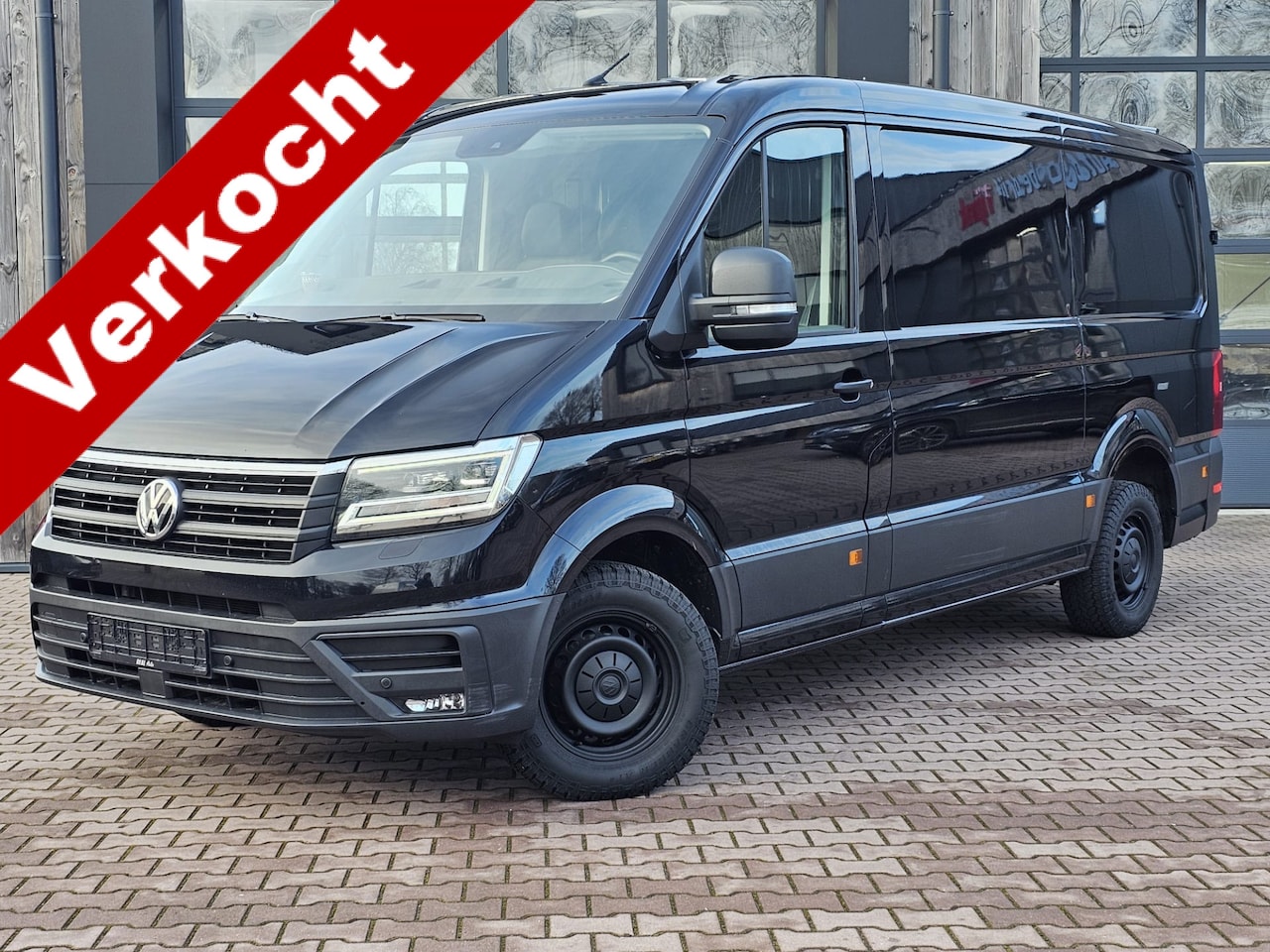 Volkswagen Crafter - 35 2.0 TDI L3H2 177PK RWD Highline | 3500KG trekhgewicht | Cruise | App-connect | Navi | S - AutoWereld.nl