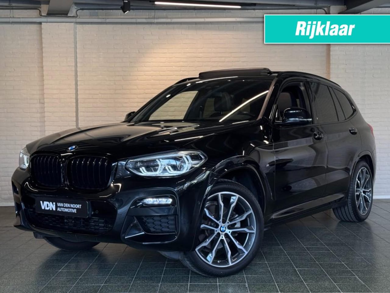 BMW X3 - xDrive20i High Executive M-Sport Pano Trekhaak Camera 20'' - AutoWereld.nl