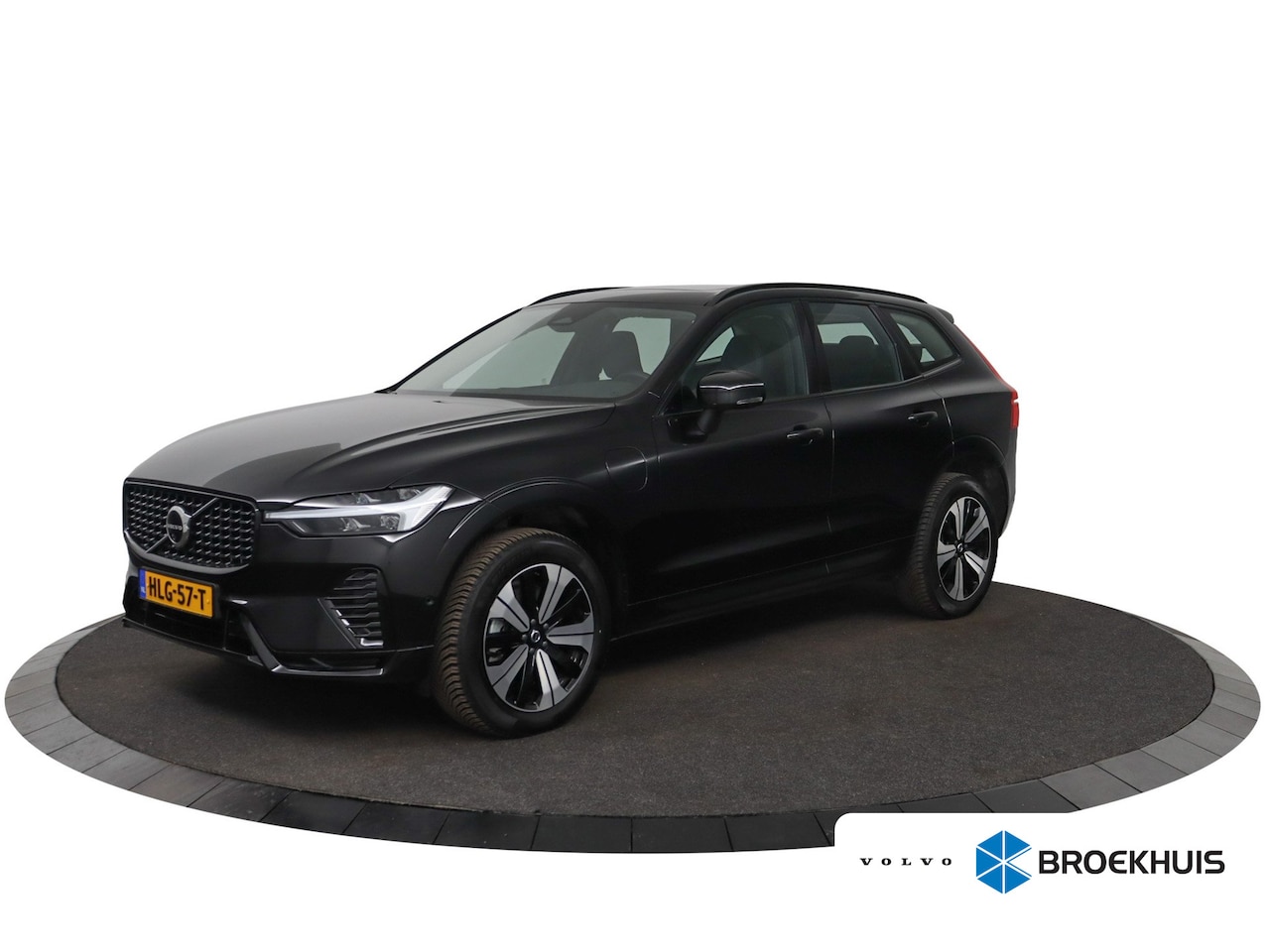 Volvo XC60 - T6 AWD Plus Dark | Stoel + Stuur verwarming | Trekhaak | BLIS | - AutoWereld.nl