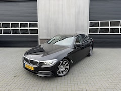 BMW 5-serie - 520d 164 pk Corporate Lease High Executive / BTW-Auto/ Leder/ Stoel.Verw/ Park.Sens/ Navig