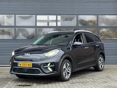 Kia e-Niro - EXECUTIVELINE 64 KWH I 100% SOH I 3-FASE I SCHUIF/KANTELDAK I MEMORY SEATS