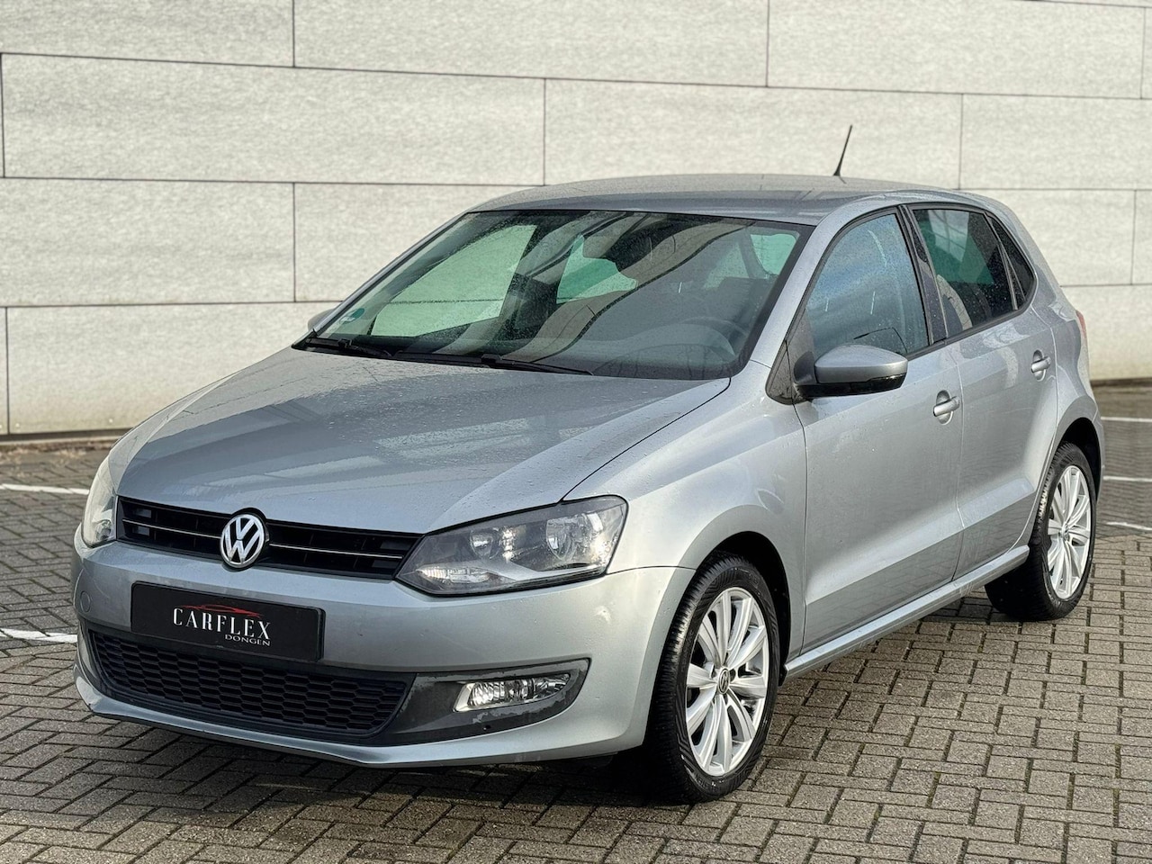 Volkswagen Polo - 1.2-12V TEAM 5-deurs/PDC/CRUISE - AutoWereld.nl