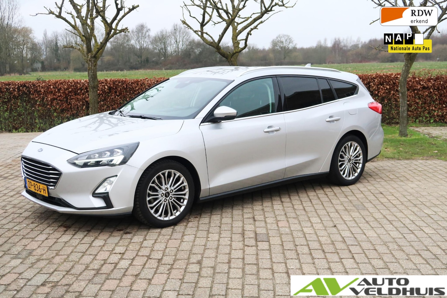 Ford Focus Wagon - 1.0 EcoBoost Titanium Business 1.0 EcoBoost Titanium Business - AutoWereld.nl