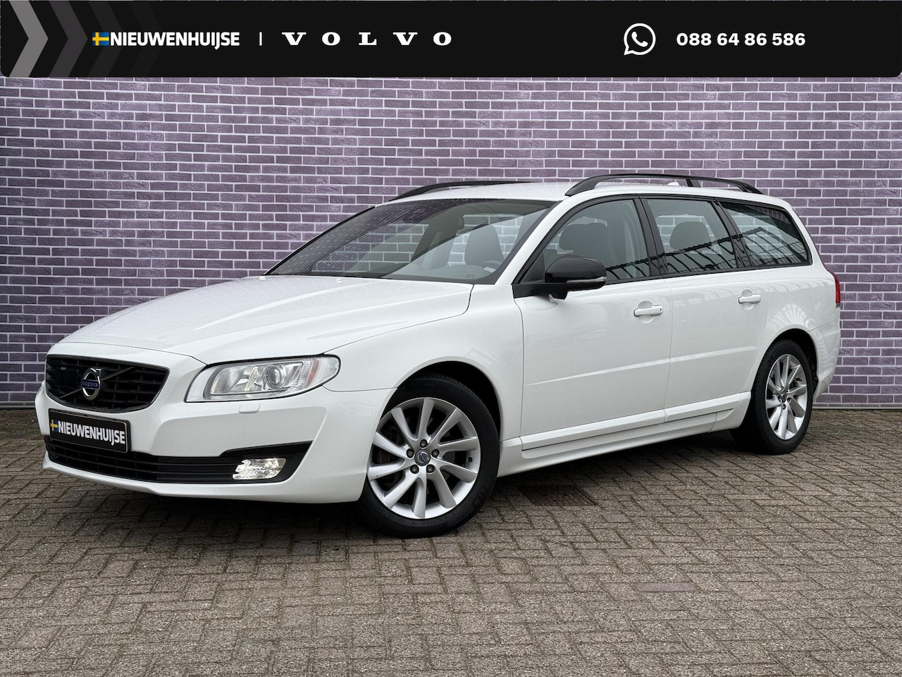 Volvo V70 - 2.4 D4 AWD Dynamic | Uniek | 5 Cilinder | Adaptieve Cruise Controle | Blis | Bi-Xenon | Le - AutoWereld.nl