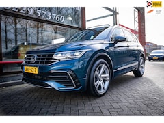 Volkswagen Tiguan - R-line 1.5 TSI 150pk Elegance | LED verl. | Panoramadak | Leder | Memory | Camera | Naviga