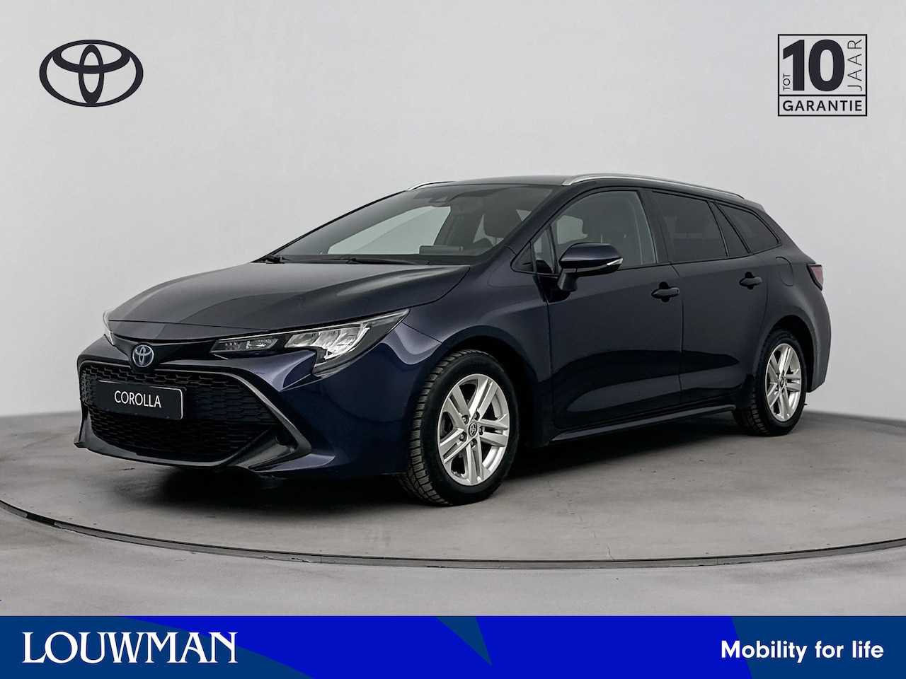 Toyota Corolla Touring Sports - 1.8 Hybrid Active Plus | Stoel / Stuurwielverwarming | Elek. Kofferklep | Parkeercamera | - AutoWereld.nl